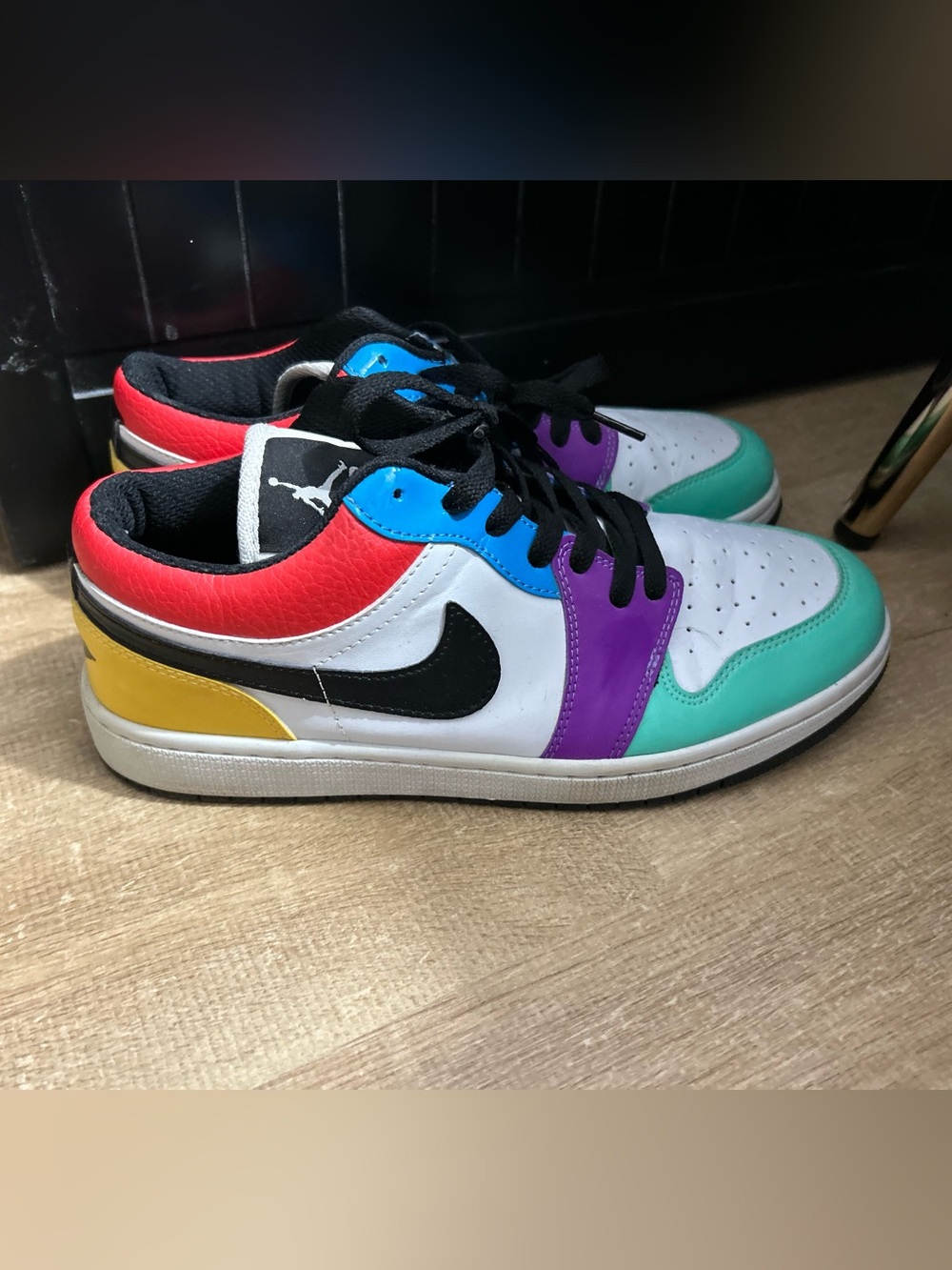 Multicolor Low-Top Sneakers
